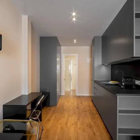 1 Bedroom 1 Bathroom Furnished - Chueca - Modern In Downtown Area - Mintystay Madrid Exterior foto