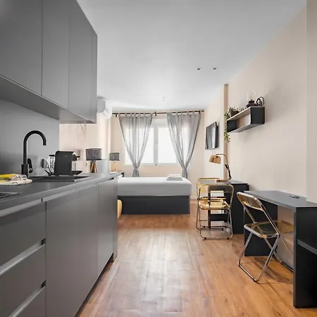 1 Bedroom 1 Bathroom Furnished - Chueca - Modern In Downtown Area - Mintystay Madrid Exterior foto