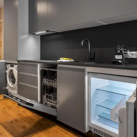 1 Bedroom 1 Bathroom Furnished - Chueca - Modern In Downtown Area - Mintystay Madrid Exterior foto